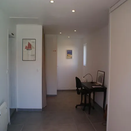 Wonderful In With Garden, Cleaning Included Holiday home *