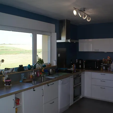 Wonderful In With Garden, Cleaning Included *