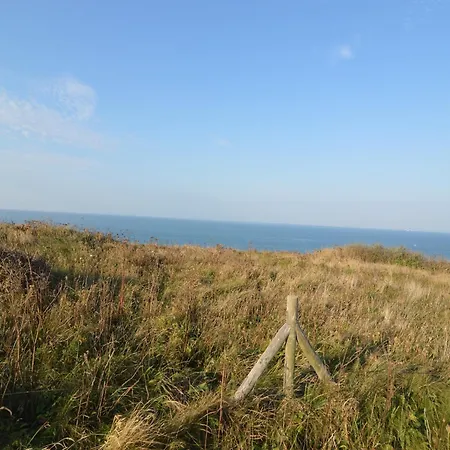 Holiday home Wonderful In With Garden, Cleaning Included Audinghen